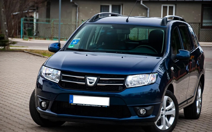 Dacia Logan cena 29900 przebieg: 41000, rok produkcji 2016 z Kańczuga małe 631